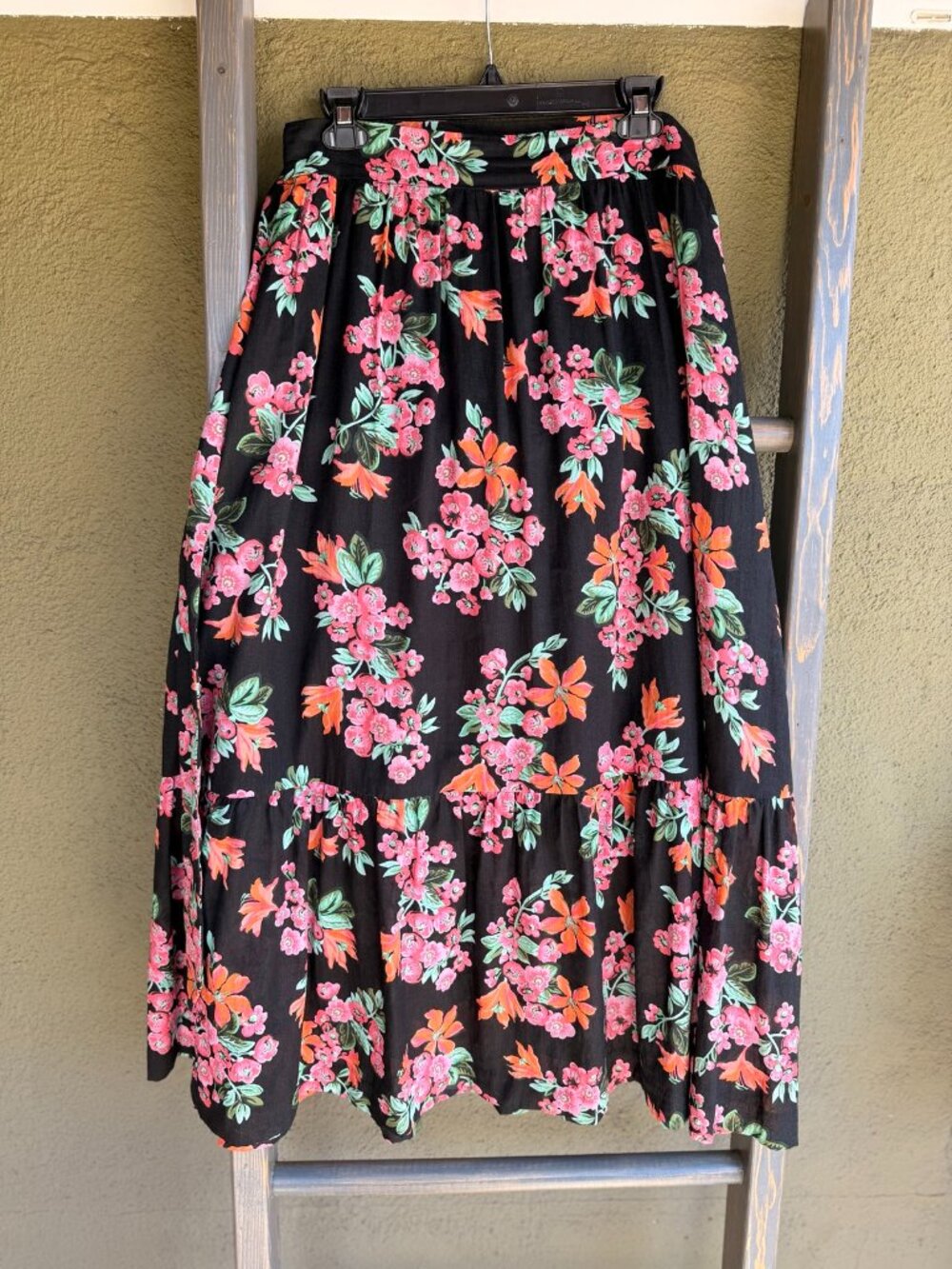 Ann Taylor Petite Floral Maxi Skirt | Petite Size 8 | 30" Waist | Belted | Good